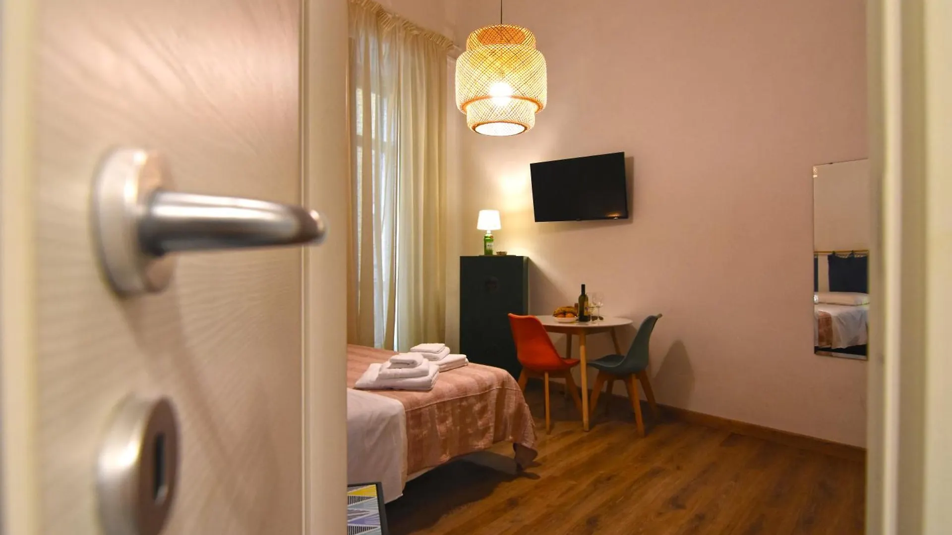 Sunrise Luxury Hotel Naples Guest house