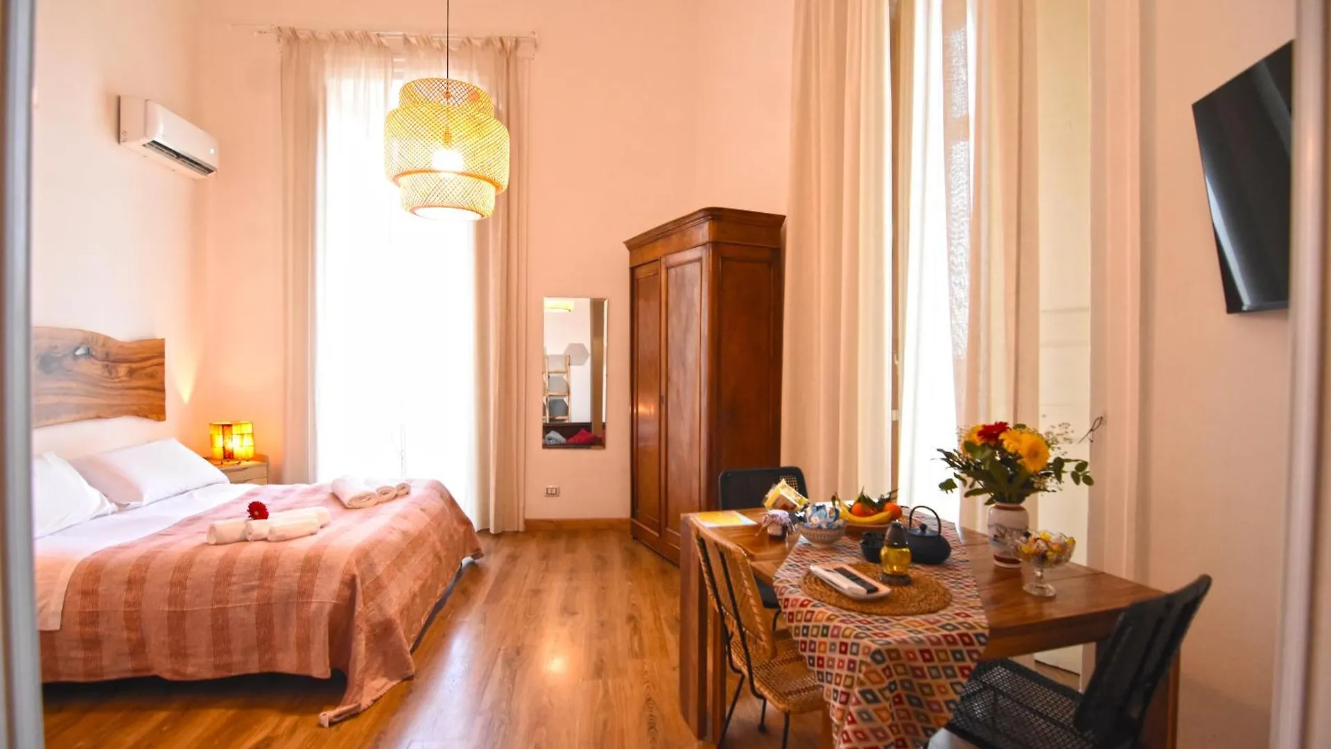 Sunrise Luxury Hotel Naples 2*,